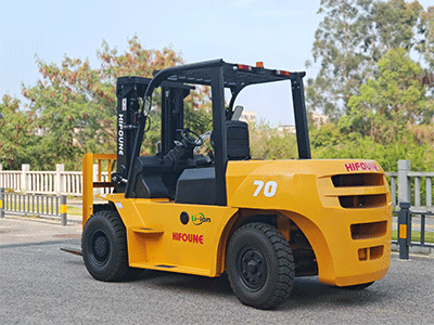 Por que os principais centros logísticos estão migrando para o sistema de armazenamento de lítio de 7 toneladas da HIFOUNE?